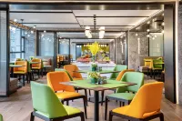 Hampton by Hilton, Zhangjiajie Tianmen Mountain - breakfast