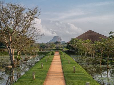 Water Garden Sigiriya - 30 Chic Designed Private Villas Overlooking Sigiriya