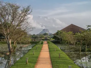 Water Garden Sigiriya - 30 Chic Designed Private Villas Overlooking Sigiriya