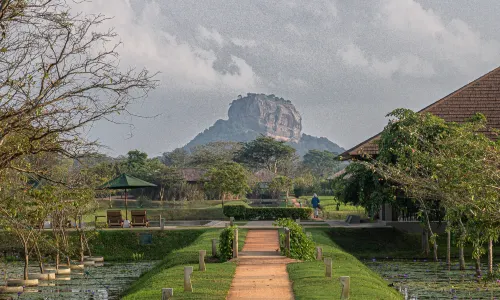 Water Garden Sigiriya - 30 Chic Designed Private Villas Overlooking Sigiriya