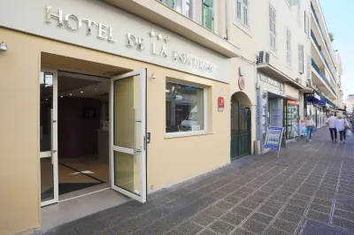 Hôtel de la Fontaine Hoteles en Orilla de Niza