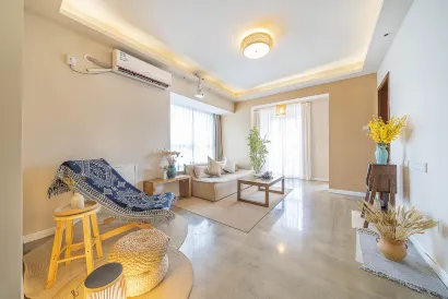 Manshe Riverview Hotel (Chongqing Jiefangbei Hongyadong Branch)