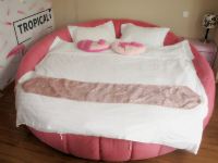 大连橡日海景公寓 - 浪漫粉色圆床房