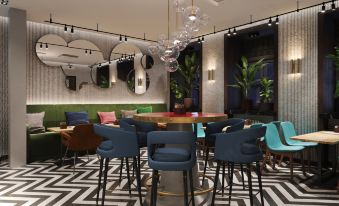 Izzzi by Gostiny Dvor - Housity
