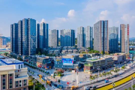 No.1 Apartment (Guangzhou Luogang Agile Plaza Shuixi Metro Station) Отели рядом с достопримечательностью «Qingfeng»