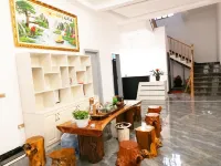 Luoping Huahai Encounter Inn