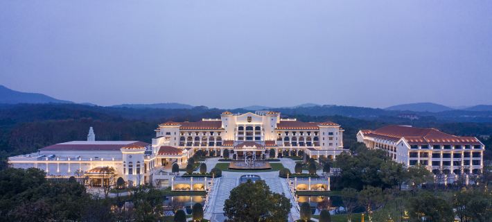 Nanjing Suning ZhongShan Golf Resort Hotels in Nanjing