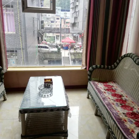 Xuanhan Wulong Hotel