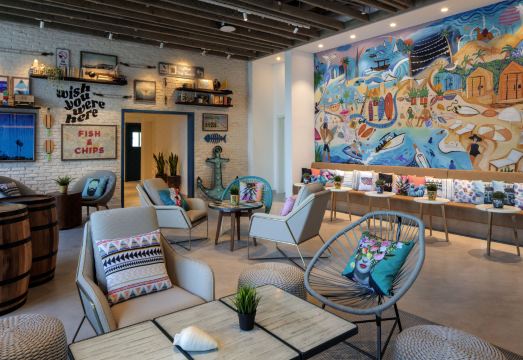 로브 라 메르 비치 전용 해변