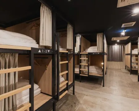 Mash Cafe & Bed Nagano Hotels in Nagano