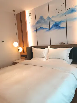 Yilian Hotel Các khách sạn gần Honggu Community Education College