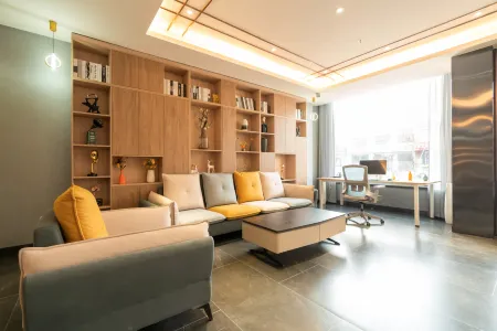 GreenTree Inn (Dongfeng) Отели в г. Дунфэн