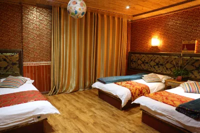 Baoma Hotel (2Nd Branch) Отели рядом с достопримечательностью «Лабранг»