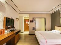 985酒店(重庆观音桥步行街店) - 阳光舒适大床房
