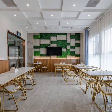 Gujing Junlai Hotel (Wanjia Fu Plaza, Tianchang)