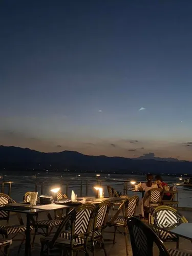 รูปภาพของเอ็มทู โฮเทล วอเตอร์ไซด์