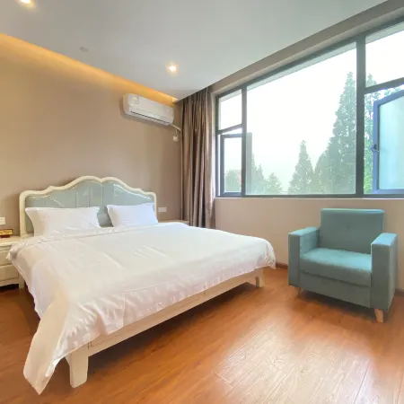 Ningbo Yijia Hotel