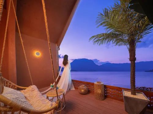 Lugu Lake Anxia Resort Hotel Hotels in Ninglang