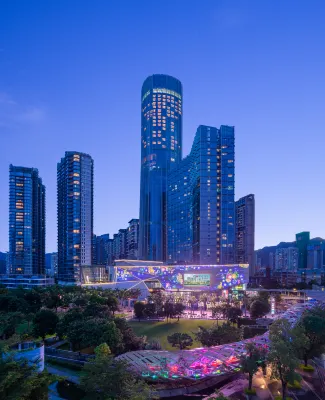 Four Seasons Loft International Hotel Apartment (Shenzhen Yihai City Mall) - Mountain view