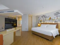 Vienna Hotel (Kaifeng Lankao Jiao Yulu Memorial Park) Hotels in Lankao