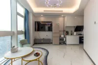 Zhongshan Qijiang River View Apartment Hotel (Xingzhong Square，Sun Wenxi Pedestrian Street)