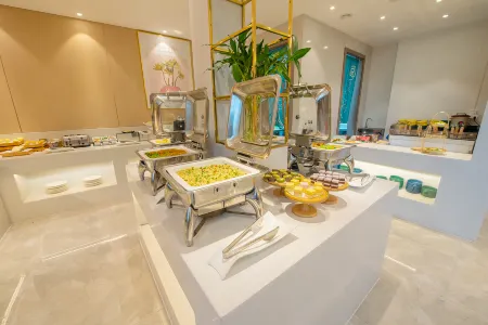 Baiyi Hotel (Yangcheng Lake Park Science and Technology City Neighborhood Center) Отели рядом с достопримечательностью «Soochow University(Yangchenghu Campus)»