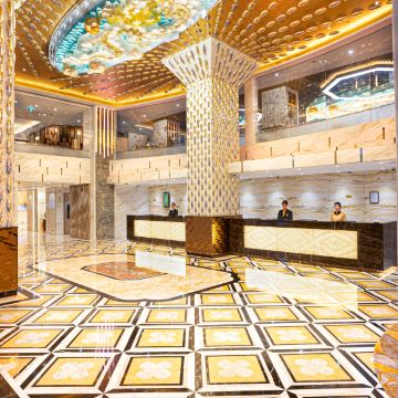 Hotel Golden.b外景图