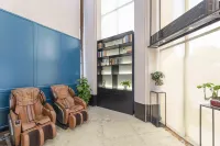 GEM Hotel (Ningbo International Convention Center Minglou Subway Station)