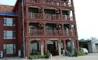 Wuhan Shanshui Tianyuan Eco Farmstay (Mulan Yunwushan Scenic Area) Hotels near Mulan Yunwu Mountain