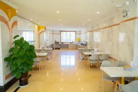 Lvchun Dongyang Grand Hotel