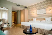Hotel Opera Hotels in Austrias