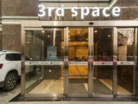 3rd space apartment Hotels near May Fourth Square