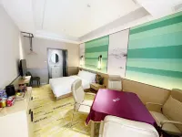 Pula Hotel (Yulin Jincheng Center Pedestrian Street)