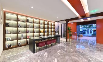 Beijing Gulou Atour Hotel