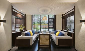 Jingbo Xitang Hotel (Henan Museum Guomao 360 Branch)