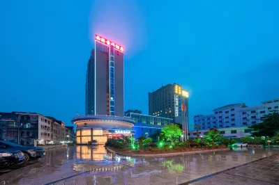 West Tour Fairy Tale Hotel (Guiping Xishan Scenic Area)