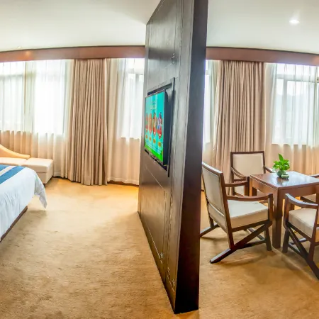 Phoenix International Hotel