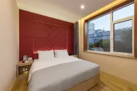 Zunhua Wanda Yue Hotel (Bei Erhuan West Road) - parking