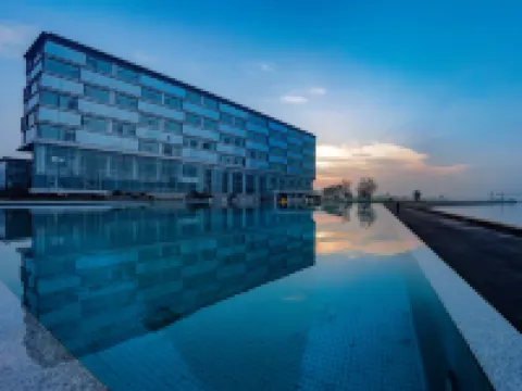 Sea View Art Hotel (Rizhao Duodao Sea Store) Hotels in Rizhao
