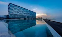 Sea View Art Hotel (Rizhao Duodao Sea Store)