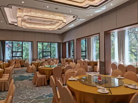 Putuo Mountain Healray Chinese Inn Отели рядом с достопримечательностью «Wugongshi Wharf»