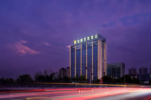 Count Shijia Hotel