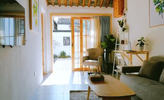 Suzhou Xugusu Homestay(Humble Administrator's Garden)