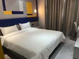 7 Days Hotel (Deyang Shifang Government Chunxi Road Branch)