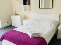 Abbeyfield Guesthouse Hotels near 20 Forthlin Road