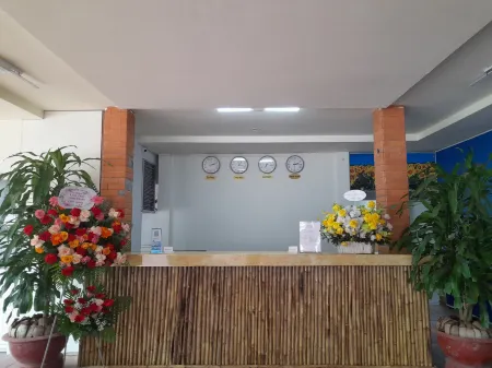 THIEN TAN HOTEL Отели рядом с достопримечательностью «Hang Duong Cemetery»