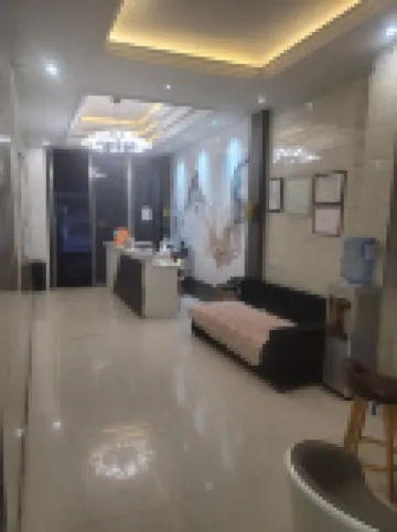 Anlong Yijia Express Hotel