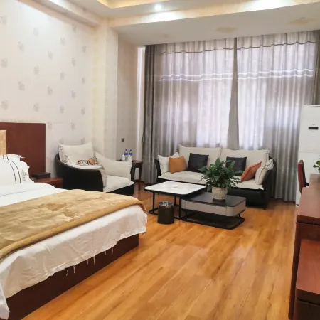 Canyon Hotel