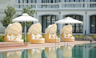 Moodhoian Riverside Resort & Spa