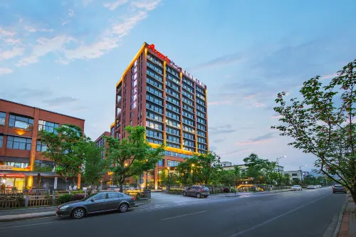 Anji Xingchen Argyle Grand Hotel